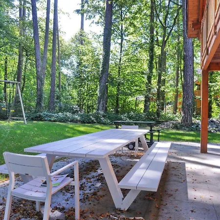 Spacious Chalet Located At Bomal