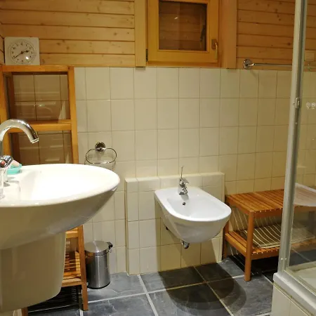 Spacious Chalet Located At Сasa de vacaciones Bomal