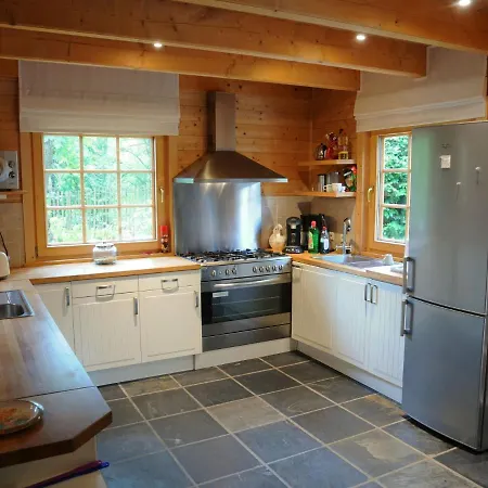 Spacious Chalet Located At Сasa de vacaciones
